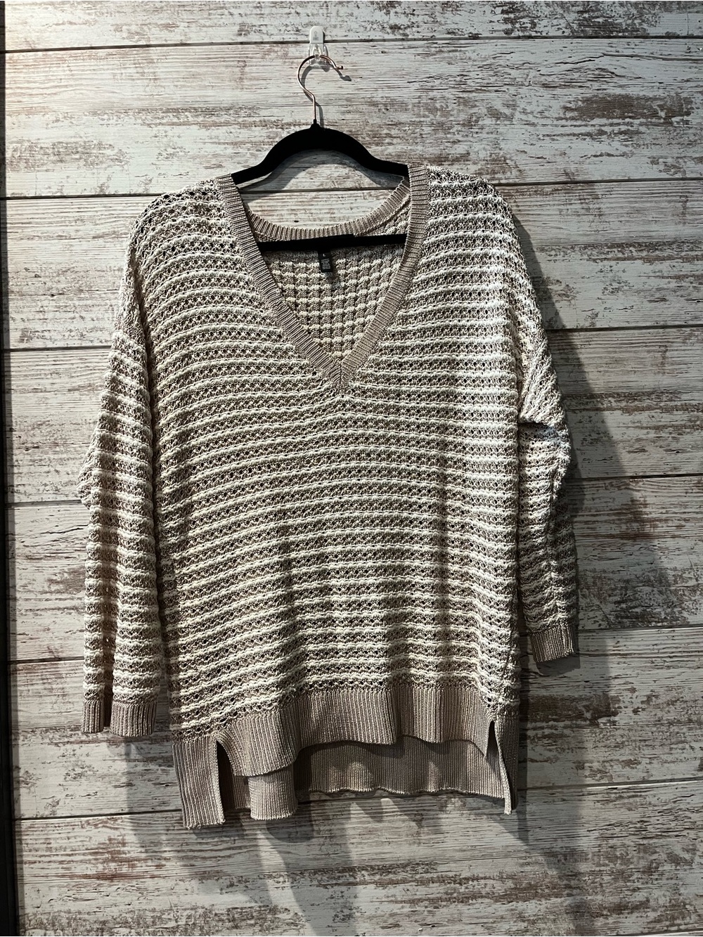 White House Black Market Taupe V-Neck Textured Knit Sweater